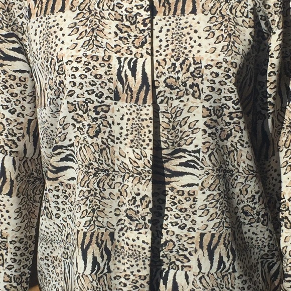 Alfred Dunner  checkered animal print shirt.. - Picture 3 of 5
